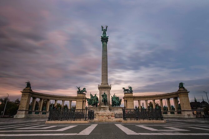 2-Hour Private Night Tour of Budapest - Gellért Hill: Sunset Check and Panoramas from Above