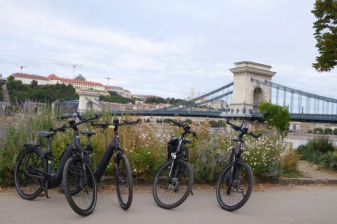 3-Hour Budapest E-Bike Adventure! - Starting at Great Market Hall and Rolling Through Liberty Bridge