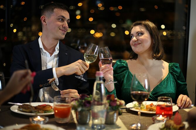 4 Course Dinner Cruise with Operetta, Folk Show and Welcome Drink - Your 7:00 pm Setup on the River: Where to Meet and What to Know