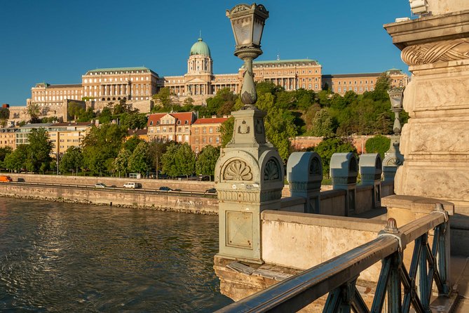 4 hours long private minivan tour in Budapest - The Big Trade-Off: Short Stops Mean You Need a Plan