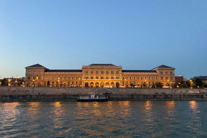 8-hour private Budapest city tour by car / minivan - City Park hits: Vajdahunyad Castle and the House of Music
