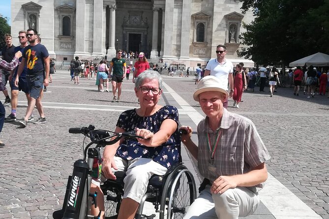 Accessible Budapest Tour - Pickups, minibus options, and how to plan your day