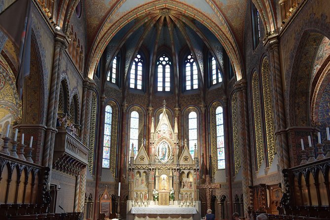 All day city tour in Budapest - Buda Castle area: Matthias Church, Fisherman’s Bastion, and Royal Palace views