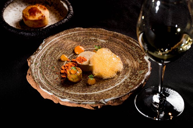 Audio visual multi-sensory chefs journey dinner experience - The 360° audio-visual show: how the sensory theme works
