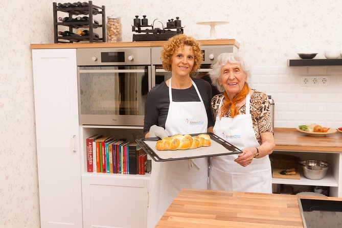 Authentic Jewish Cooking Class by a Professional chef - Key points before you book