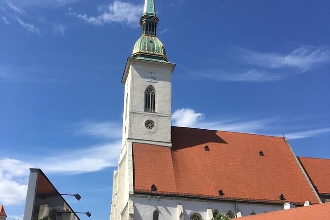 Bratislava, one day private trip from Budapest with guide! - Lunch reality check: gipfel pastry and where your break fits