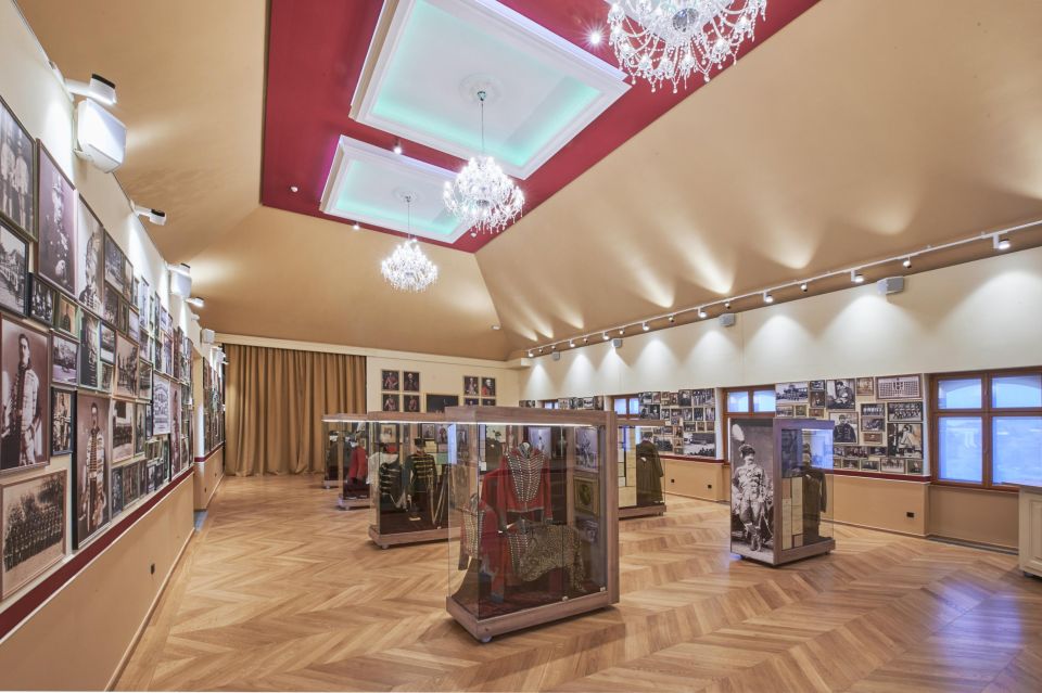 Buda Castle: Hungarian Delicacies & Historical Exhibition - The Royal Riding Hall (1–4 pm): time travel for your feet