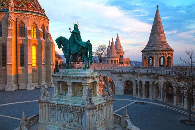 Buda Castle Walking Tour with Matthias church entry, Cake&Coffee - Cake and Coffee Stop: The Included Break That Changes the Pace