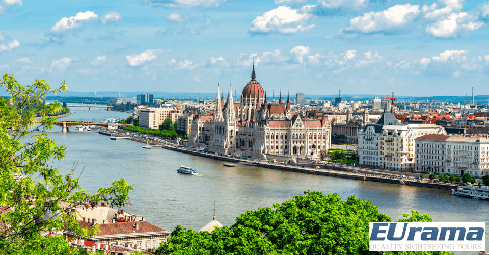 Budapest: 3-hour City Tour with Castle Walk + 1-hour Cruise - Parliament to Castle District: The Land Route That Sets Up Great Views
