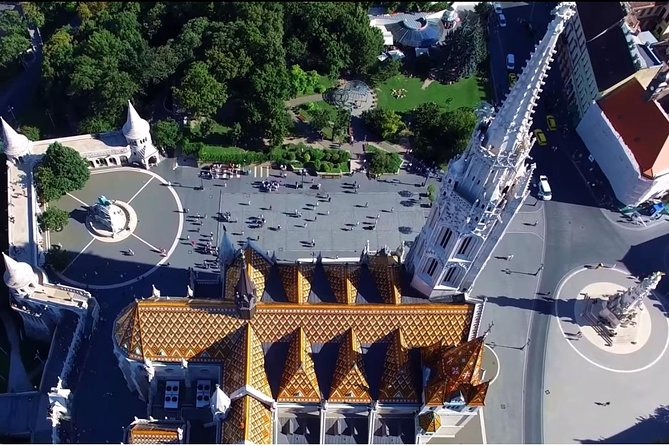 Budapest: 3-Hour Live-guided Bus Tour and 1-hour River Cruise - Pest’s headline architecture: Parliament, the Opera, and the basilica