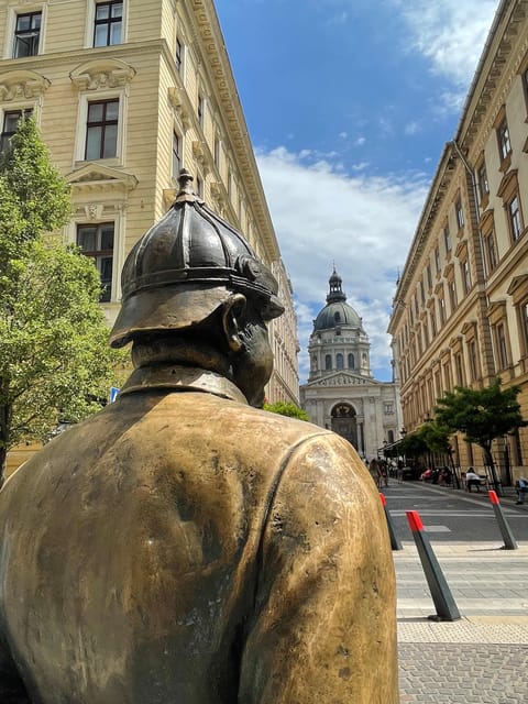 Budapest: Assist the Authorities Outdoor Escape Room Game - Entering The Mystery Game Behind St Stephen’s Basilica