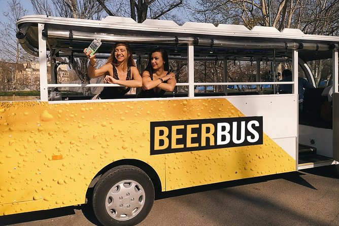 Budapest BeerBus Tour 60 Minutes Private Experience - Zoo grounds and Széchenyi Bath area stops in Városliget Park