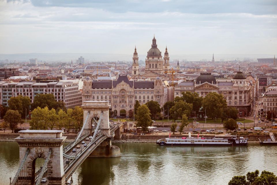 Budapest: Buda Castle Walk with Saint Stephen's Hall - Savoyai Terrace meeting point: start here, not in confusion