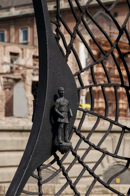 Budapest: Buda Castle Walking Tour & Folk Music Performance - Tárnok Street: a real feeling for how the district evolved