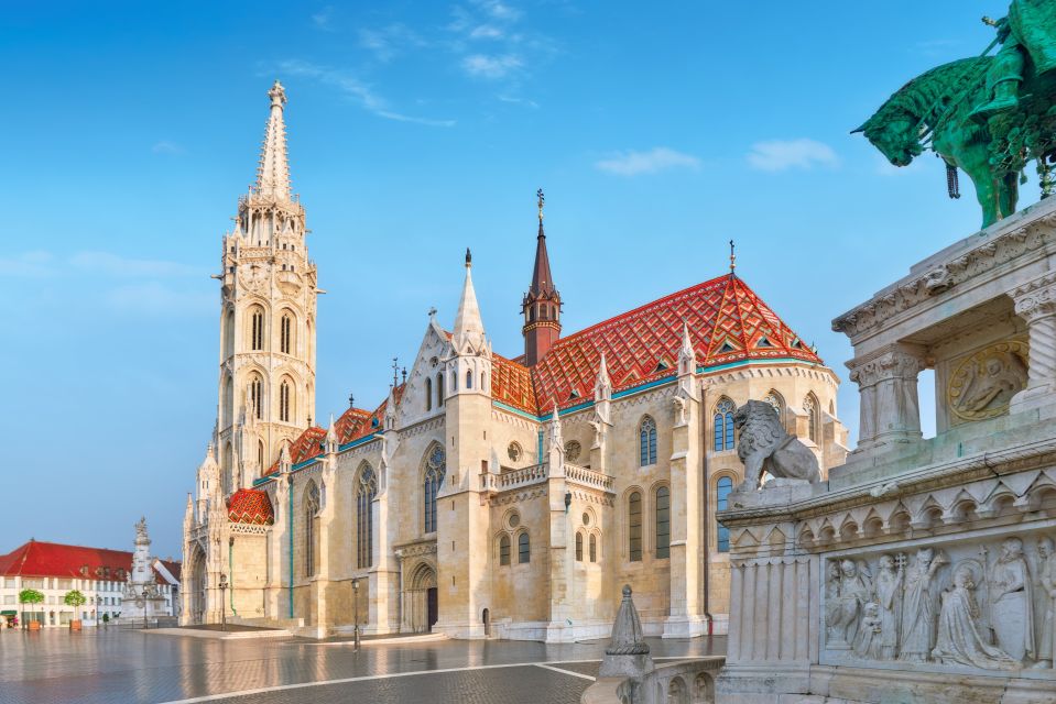 Budapest: Buda Walking Tour - Starting at Matthias Church: A Smart Way to Orient Yourself