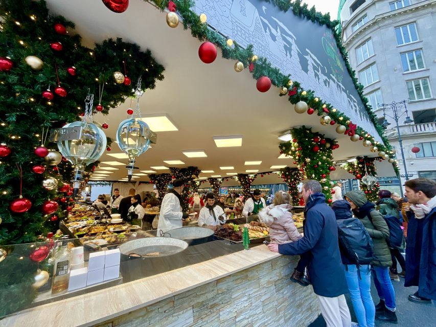 Budapest: Christmas Market Guided Walking Tour with Tastings - Small Tips That Help You Enjoy the Tastings More
