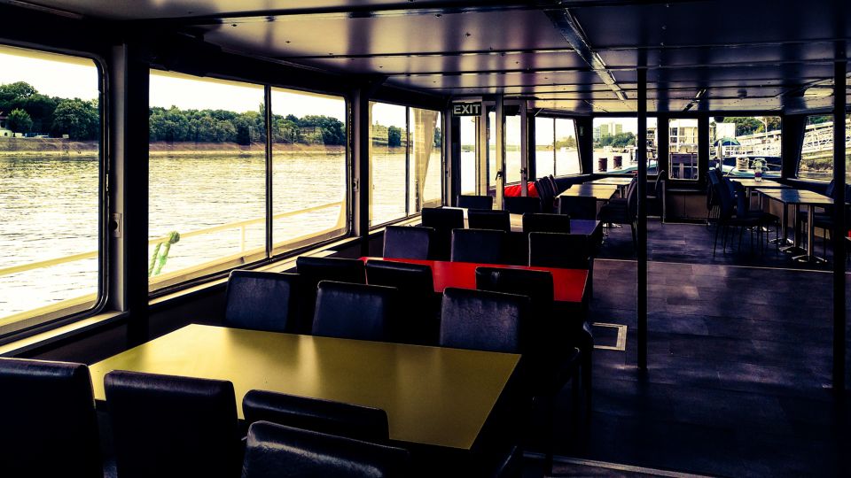Budapest: City Highlights Cruise with Welcome Drink - Onboard vibe: chill ride, bar options, and the no-commentary trade