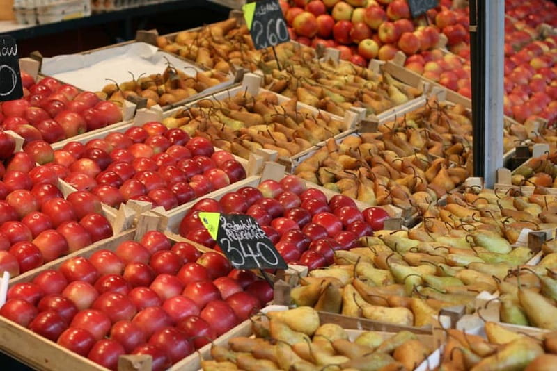 Budapest Culinary & Wine Walk—Budapest’s Signature Food Tour - The guided ingredient stories you’ll actually remember