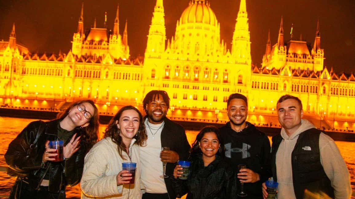 Budapest: Danube Beat Party Cruise with Drink Packages - Key things that make this cruise work