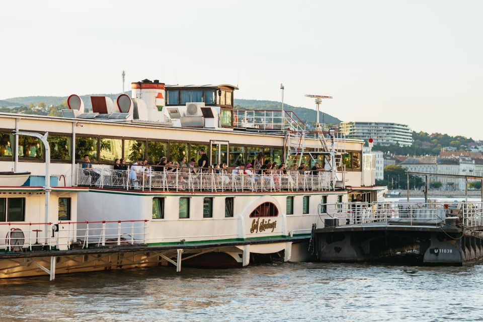 Budapest: Dinner Cruise with Live Music and Folk Dance Show - Key points before you go