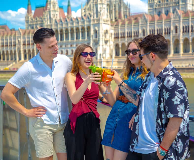 Budapest: Downtown Budapest Cocktail Cruise - Danube Sunset, Cocktails, and a Skyline That Lights Up