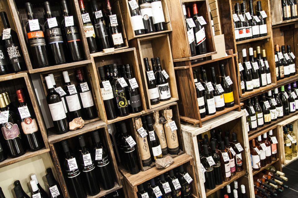 Budapest: Essentials of Hungarian Wine Tasting Class - Where to go: the tasting room near the National Museum
