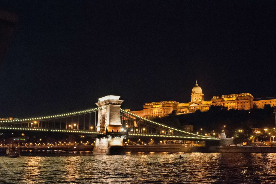 Budapest: Evening Cruise including Drinks and Live Music - Small Practical Notes That Help You Have a Smoother Evening