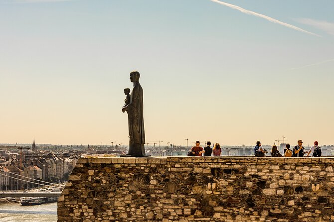 Budapest Food Tour with a Local: A Feast for Foodies 100% Personalized - Price and Value: Is $147.24 Per Person Fair?