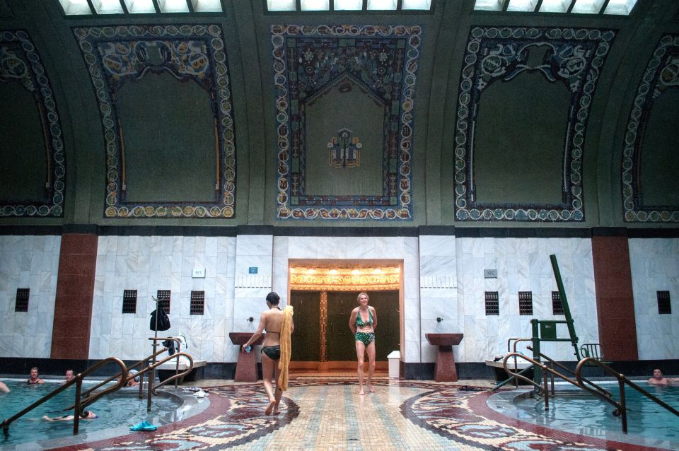 Budapest: Full-Day Gellért Spa Ticket - Saunas and steam room: how to use them without burning your day