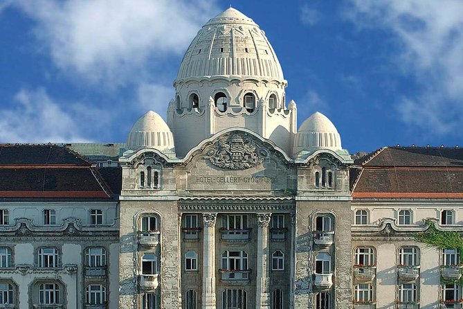 Budapest Gellert Thermal Spa Full Day Ticket with Cabin or Locker - Shower stuff and the small conveniences that help