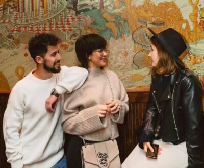 Budapest: Guided Bar Crawl Walking Tour - Meeting at the Budapest Eye: where your night starts on time