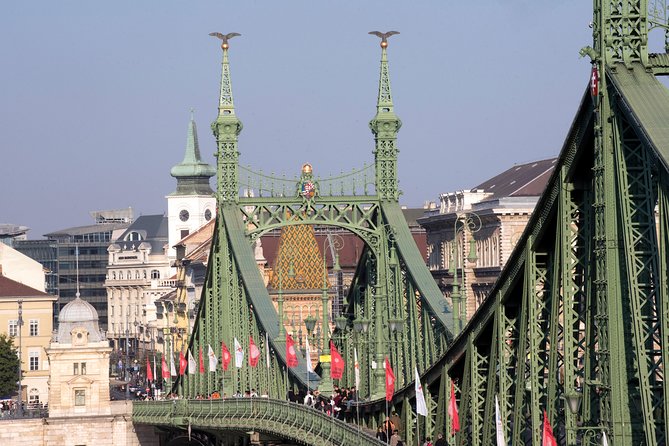 Budapest Guided City Tour and Danube Cruise Audio Guide - Heroes’ Square: a fast history primer plus a free museum-style stop