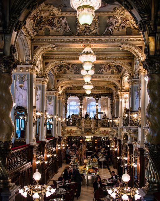Budapest: Half-Day Highlights Small Group Private Tour - Jewish Quarter and Great Market Hall: fast orientation with big atmosphere