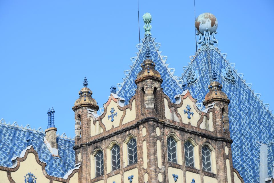 Budapest Half Day Tour with Gabor - Gellért Hill and the Liberty statue panorama