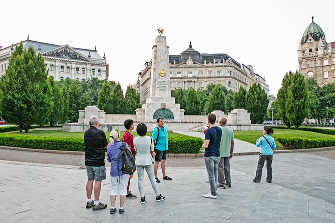 Budapest Hammer & Sickle Communist Times Tour - Turning 3:00 pm Into a Time Machine Through Pest