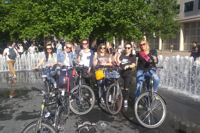 Budapest Highlights Bike Tour - Stop 5: Heroes’ Square and the big-museum energy (10 minutes)