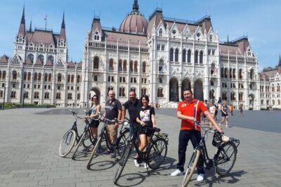 Budapest : Highlights & Hidden Gems Walking Tour - Parliament Building to Chain Bridge: the Danube views with context