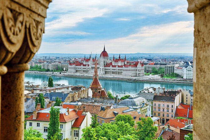 Budapest Highlights Self guided scavenger hunt and Walking Tour - How to do this comfortably (without turning it into a chore)