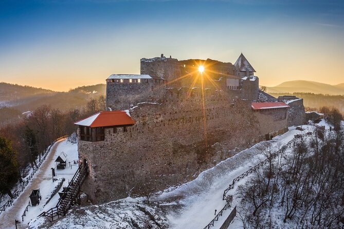 Budapest Hike to Visegrád Castle w or wo Sauna/Danube beach - Arriving at Visegrád Castle: Photo Time Plus Optional Exhibits