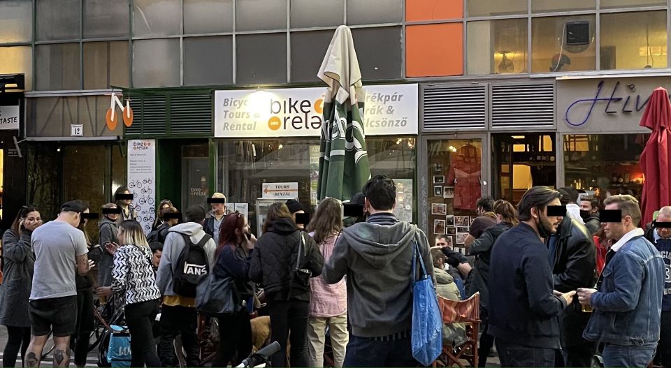 Budapest: Historic Downtown Bicycle Ride with Scenic Views - Parliament and the Danube: why the bridge crossings are the star