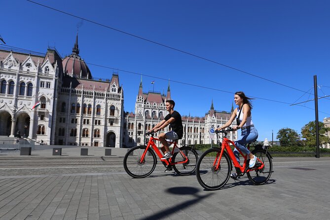 Budapest: Historic Downtown ride on E-Bicycles Buda & Pest - Castle Hill without the suffering: Fisherman’s Bastion and Matthias Church