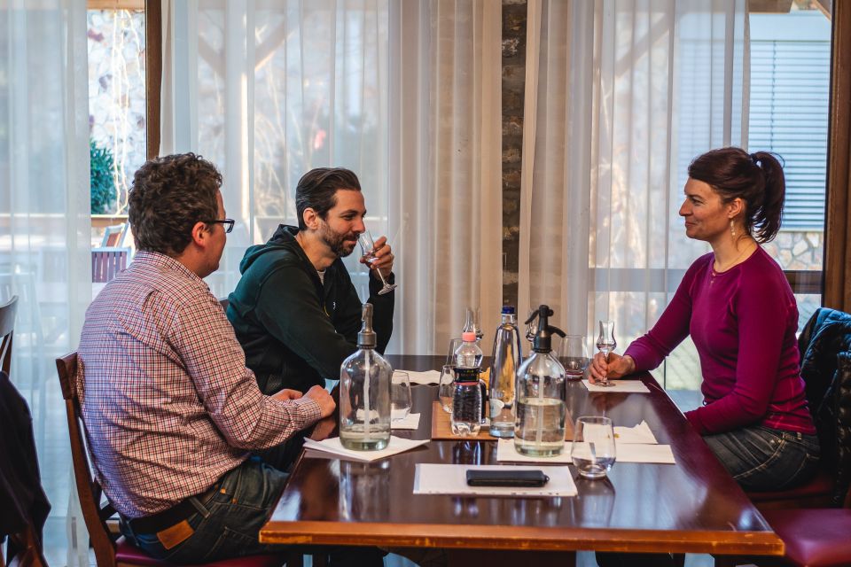 Budapest: Hungarian Whisky, Gin, and Pálinka Tasting - What you’ll taste: 8 Hungarian spirits and how to compare them