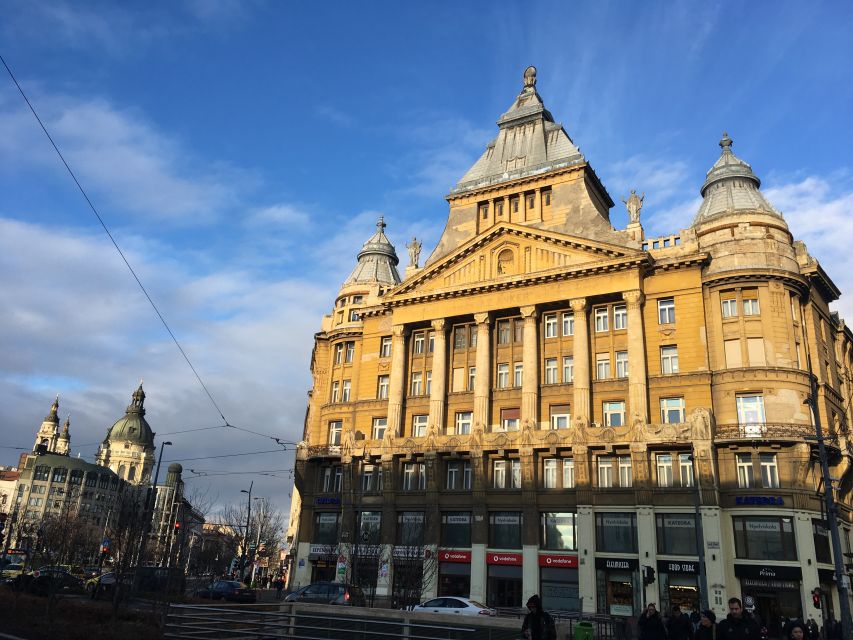 Budapest: Jewish District Private Walking Tour - Rumbach Street Synagogue: a restored façade with real context