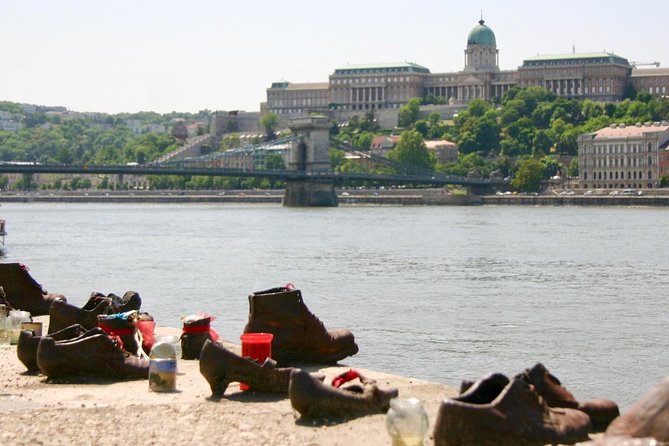 Budapest Jewish Heritage: Synagogues, Shoes, Secrets & Flódni - Key things you’ll notice on this Budapest Jewish Heritage tour