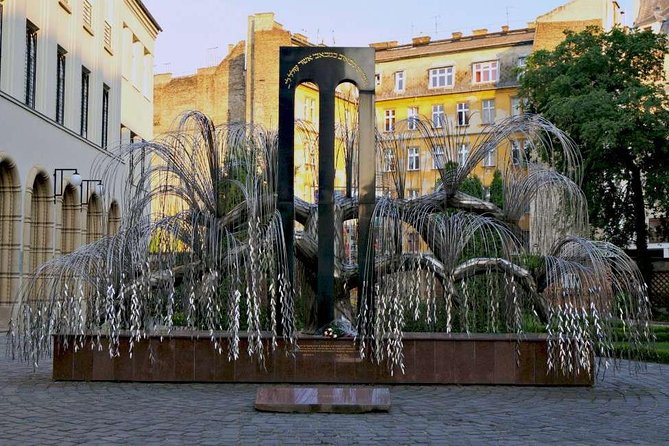 Budapest Jewish Heritage Tour - The Hungarian Jewish Museum and Archives: small time, big meaning