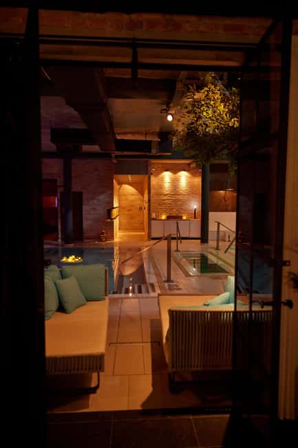 Budapest: Massage 60/75/90 min +Unlimit Bath Mandala Day Spa - Massage 60/75/90 minutes plus the 20-minute massage chair: how to choose your timing