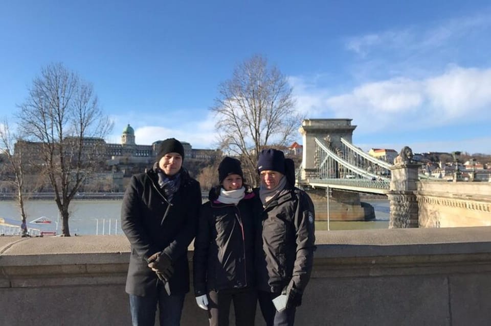 Budapest : Must-see attractions walking tour - Meeting at Kempinski Corvinus: where the tour starts and how you’ll feel