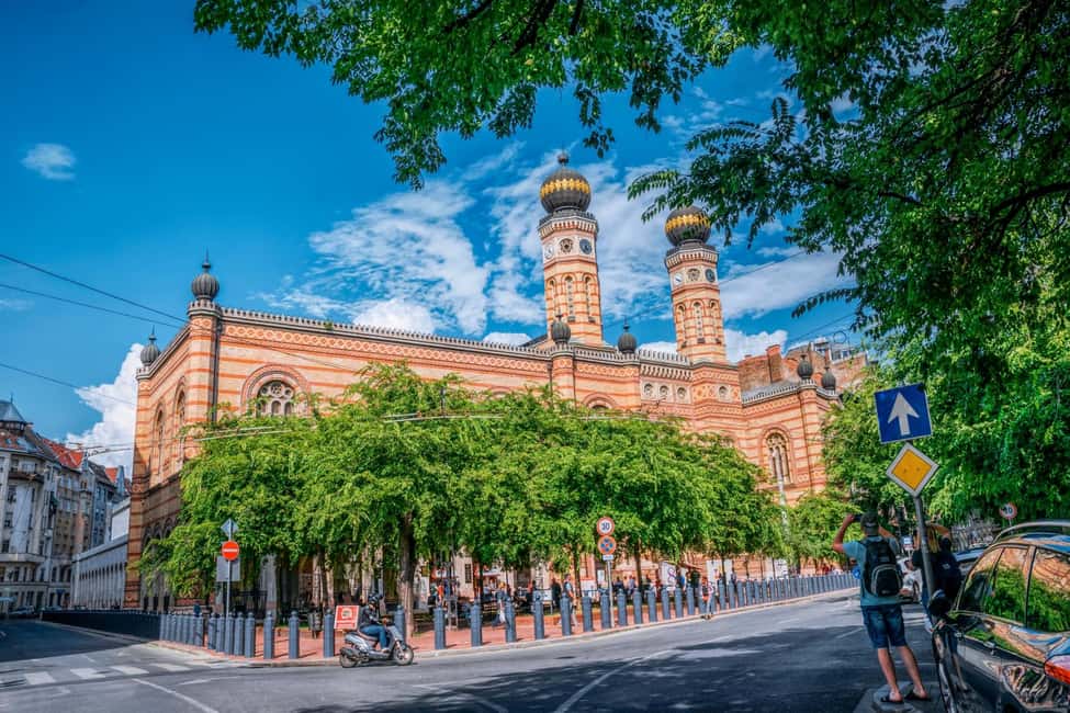Budapest Old Jewish Quarter History Private Walking Tour - Who should book this tour (and who might want a different option)
