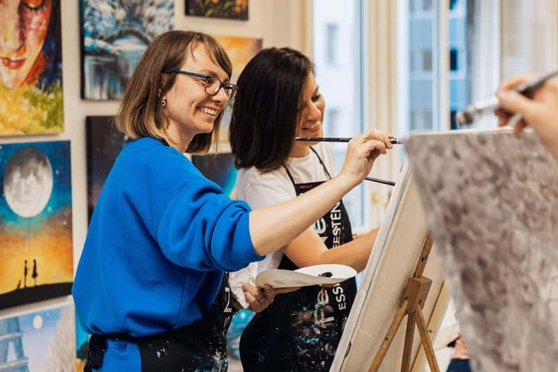 Budapest: Paint and sip experience - Choosing your painting: the menu makes it feel custom