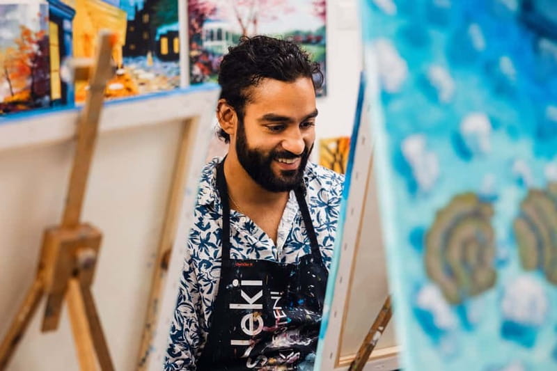 Budapest: Paint and sip experience - The real point: leave with a Budapest-themed artwork
